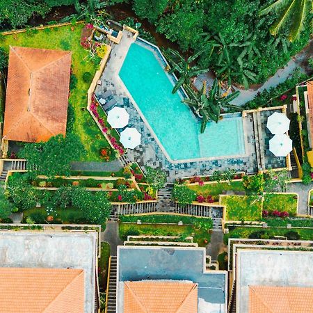 Sri Aksata Ubud Resort Exterior foto
